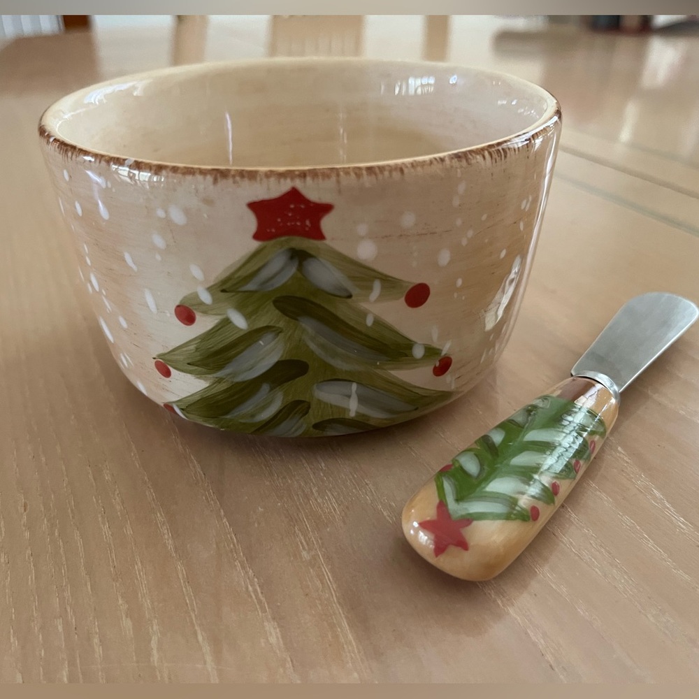 Winter Wonderland hand painted serving bowl with spreader by Tabletop Unlimited